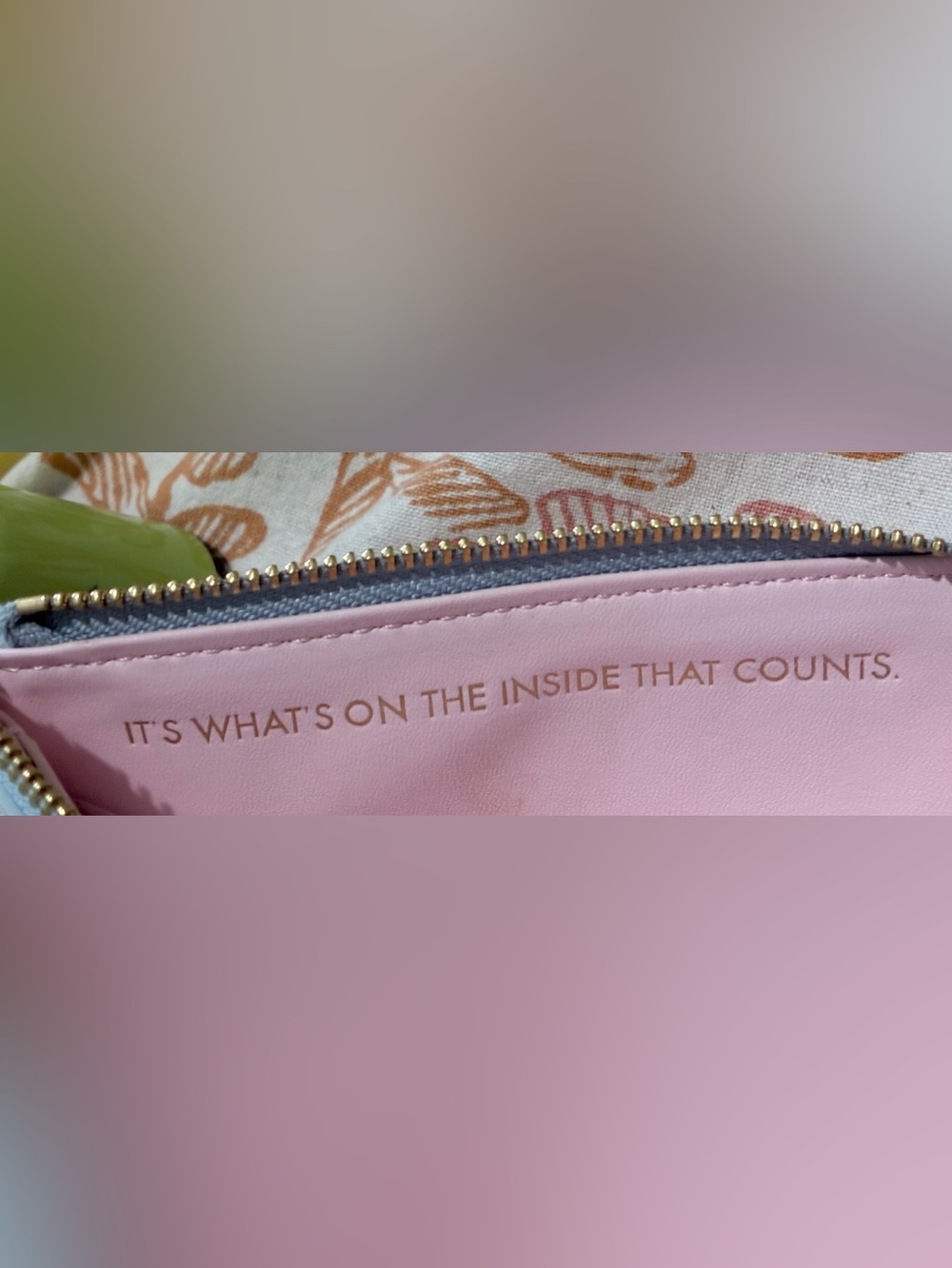 Ted Baker Card Case with Zipper. Outside holds 4 Cards.Inside 3 compartments.NWT - Picture 6 of 10